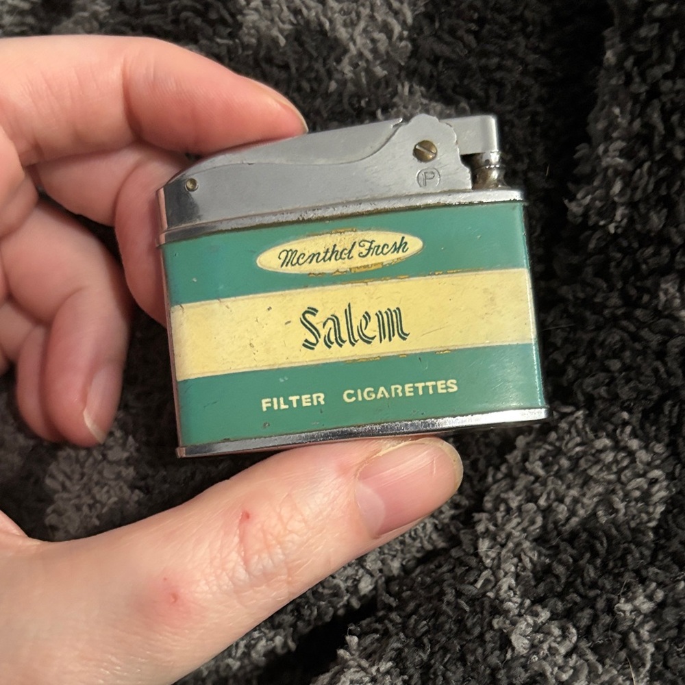 Vintage Salem Penguin Superlative Automatic Cigarette Lighter